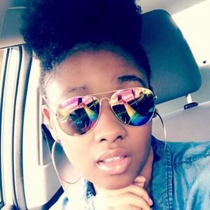 Meet your Posher, Maeetta